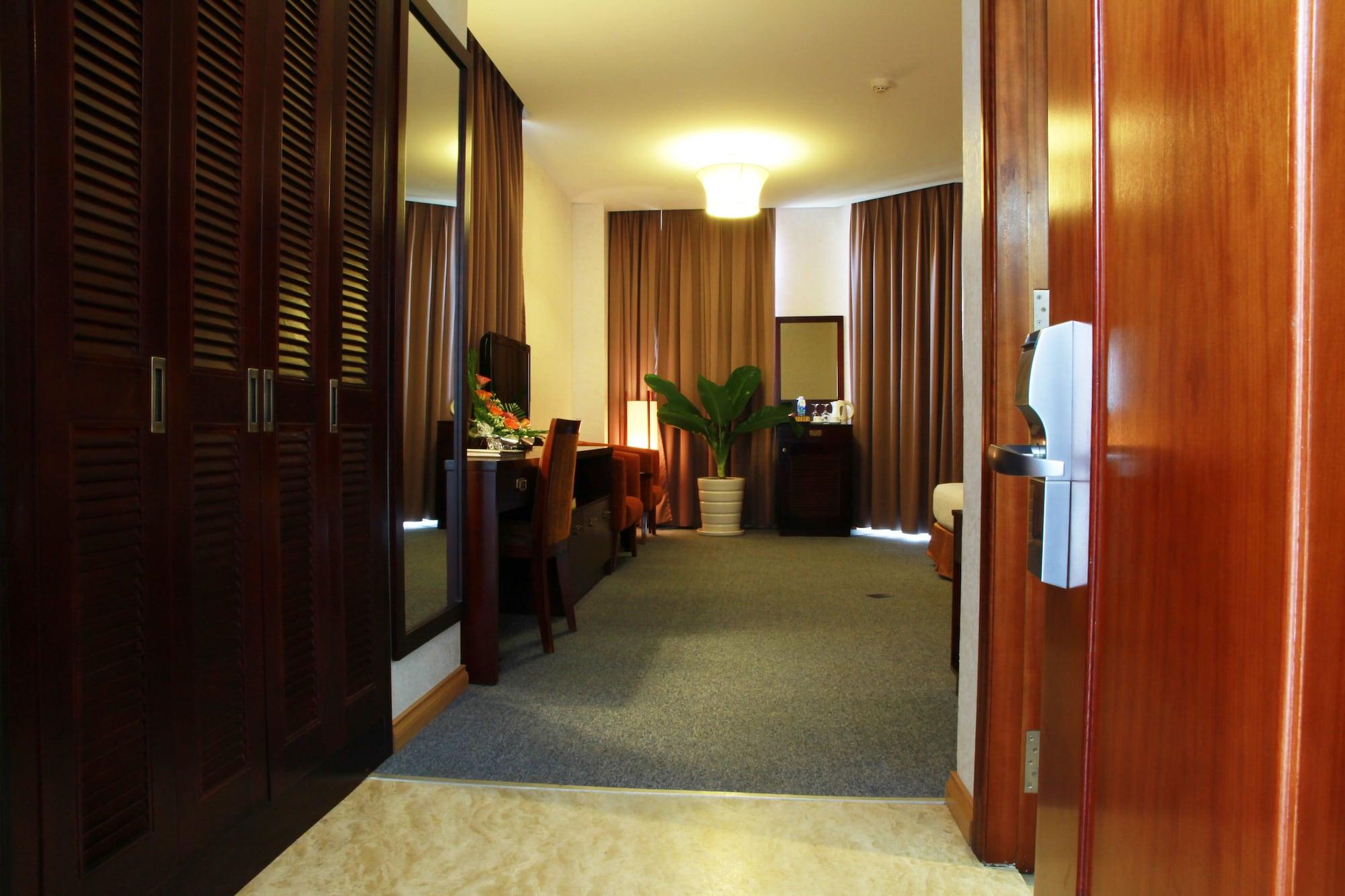 Dakruco Hotel Buon Ma Thuot Luaran gambar