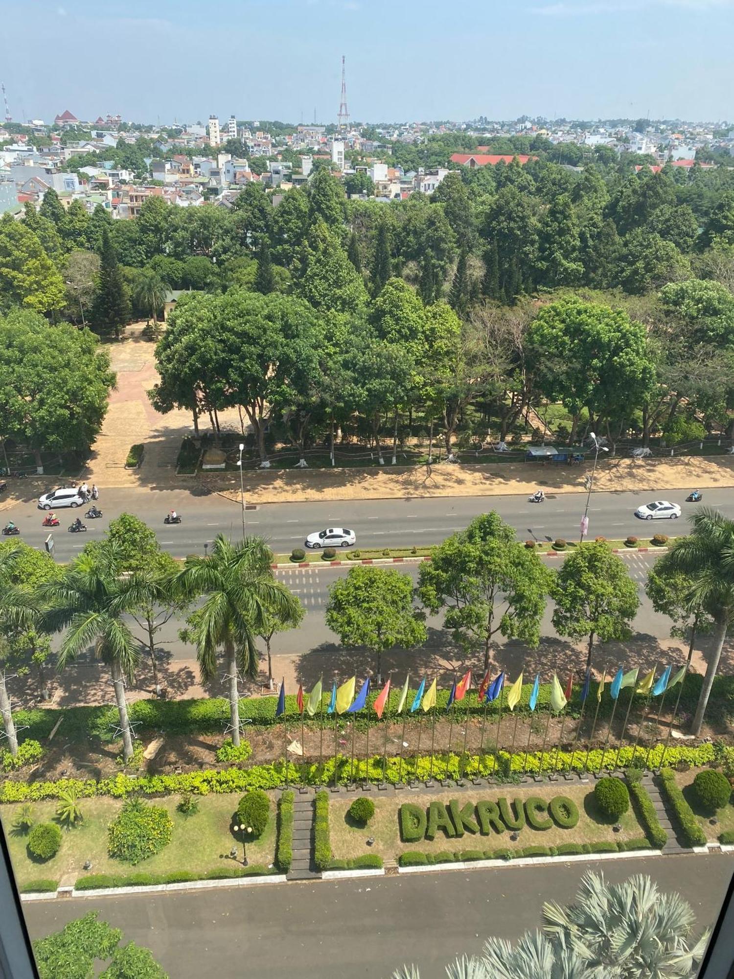 Dakruco Hotel Buon Ma Thuot Luaran gambar