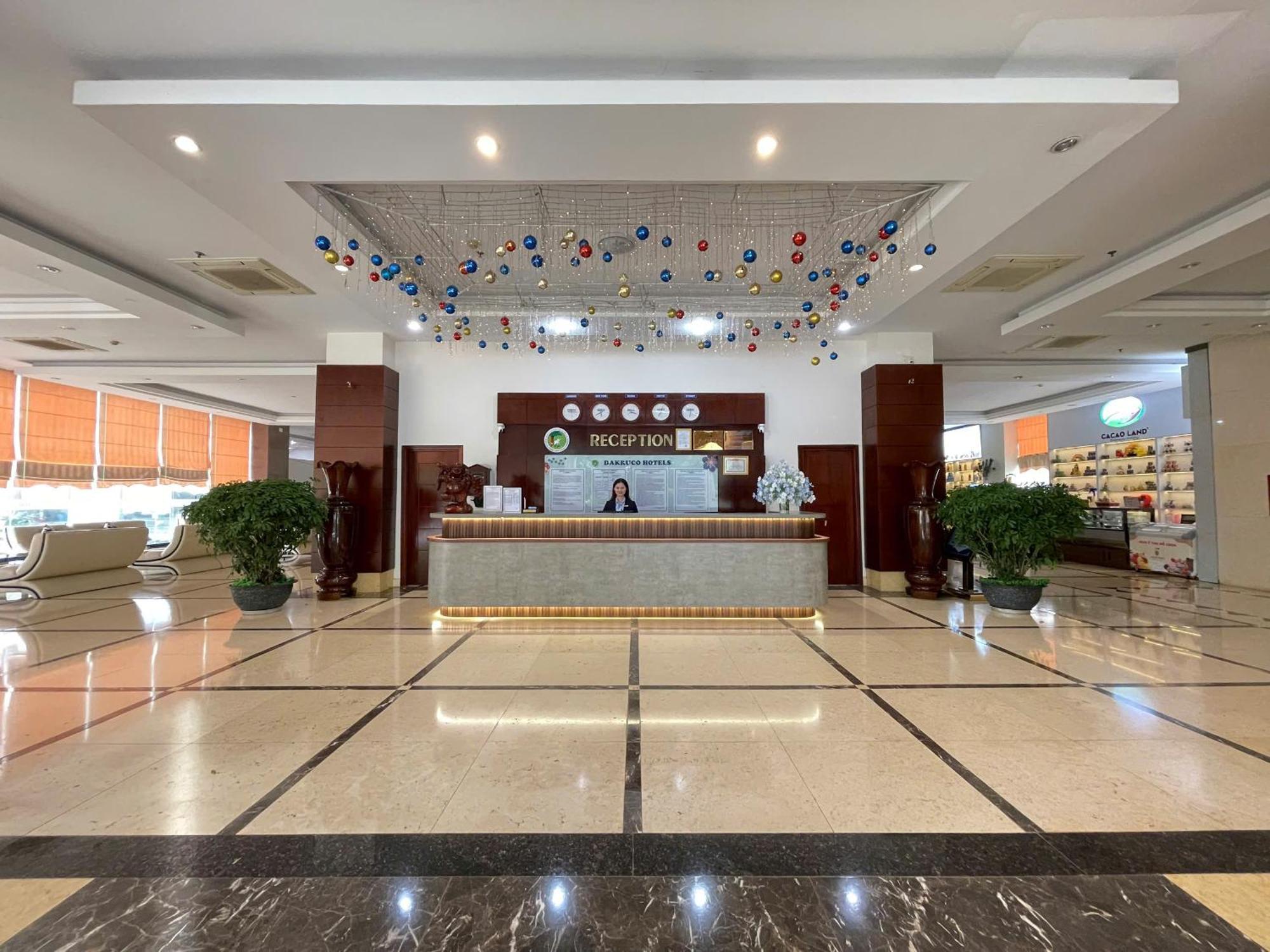 Dakruco Hotel Buon Ma Thuot Luaran gambar