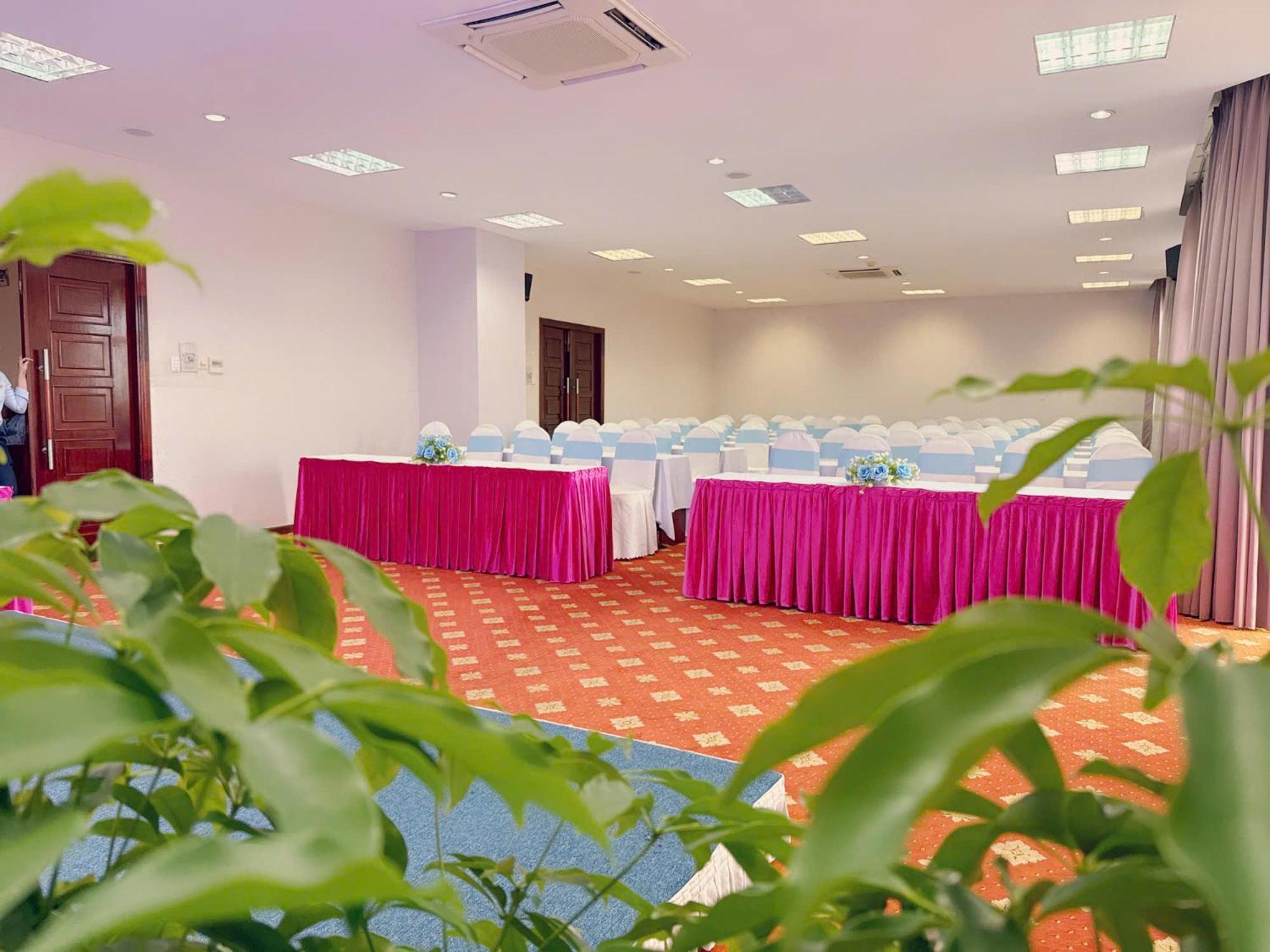 Dakruco Hotel Buon Ma Thuot Luaran gambar