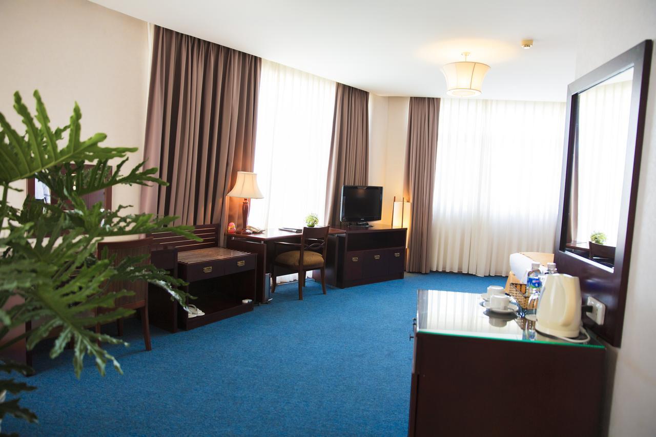 Dakruco Hotel Buon Ma Thuot Luaran gambar