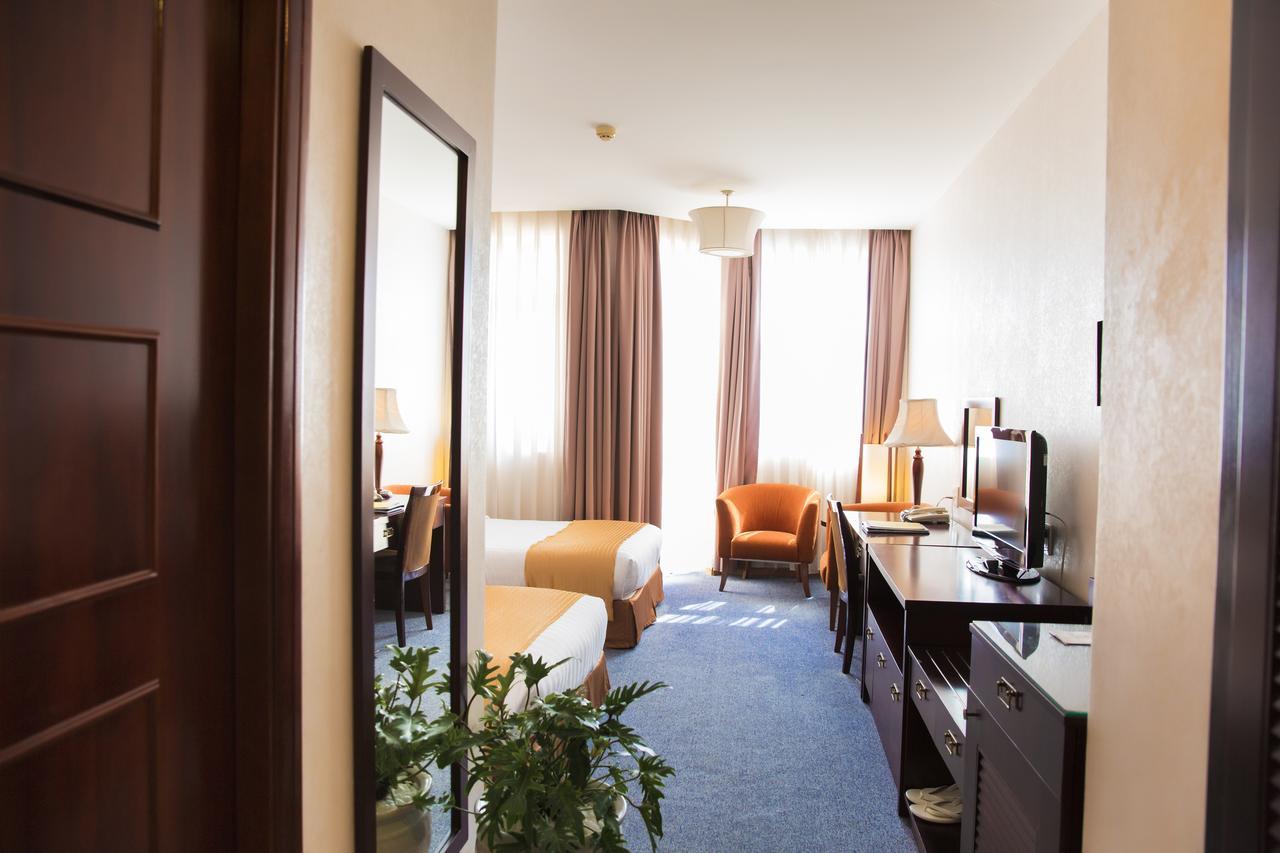 Dakruco Hotel Buon Ma Thuot Luaran gambar
